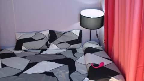 Snapshot of seductive_jhanna chatting on September 10, 4:51 pm seductive_jhanna online show from September 10, 4:51 pm
