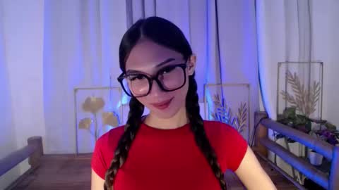 Snapshot of seductive_kimxxx chatting on April 23, 3:36 pm your miss universe kim online show from April 23, 3:36 pm