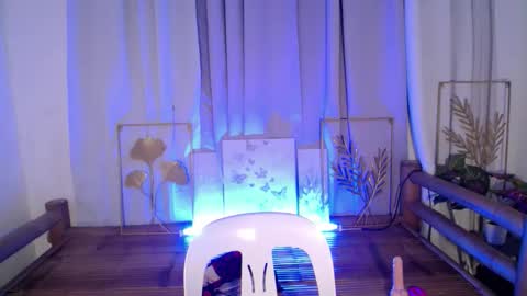Snapshot of seductive_kimxxx chatting on May 6, 12:52 am your miss universe kim online show from May 6, 12:52 am