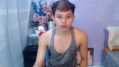 Max online show from May 15, 11:45 pm