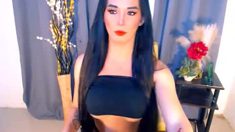 Snapshot of seductive_nicki chatting on September 21, 1:35 pm seductive_nicki online show from September 21, 1:35 pm