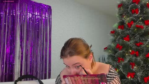 Snapshot of seductive_she_wolf chatting on December 30, 11:04 am seductive_she_wolf online show from December 30, 11:04 am