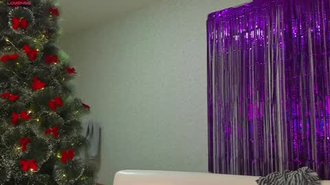 Snapshot of seductive_she_wolf chatting on December 30, 3:02 pm seductive_she_wolf online show from December 30, 3:02 pm