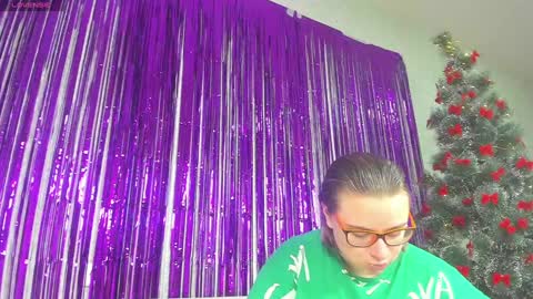 Snapshot of seductive_she_wolf chatting on January 8, 2:35 pm seductive_she_wolf online show from January 8, 2:35 pm