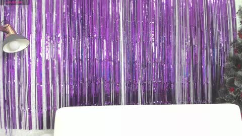 Snapshot of seductive_she_wolf chatting on January 16, 11:15 am seductive_she_wolf online show from January 16, 11:15 am