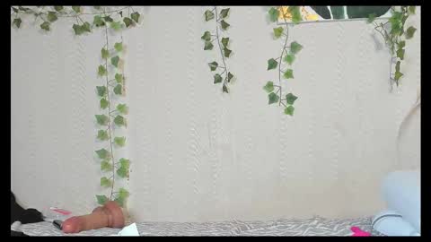 Snapshot of seductive_she_wolf chatting on September 27, 8:36 pm seductive_she_wolf online show from September 27, 8:36 pm