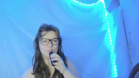 seductive_she_wolf online show from May 17, 6:44 am
