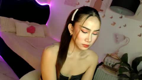 Snapshot of seductive_vana chatting on April 9, 6:57 pm Vanessa online show from April 9, 6:57 pm
