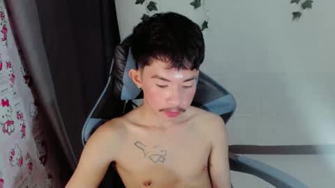 Snapshot of seductive_xianxxx chatting on October 8, 6:49 pm seductive_xianxxx online show from October 8, 6:49 pm
