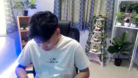 Snapshot of seductivee_bigcock chatting on October 24, 8:00 am John online show from October 24, 8:00 am