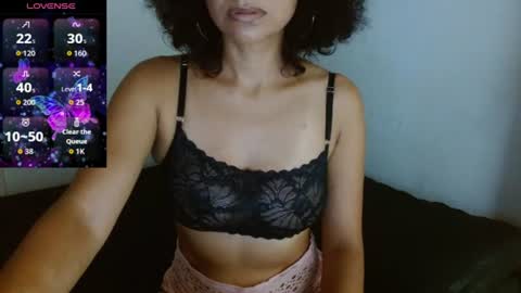 Snapshot of seductress_malia chatting on June 18, 3:16 pm seductress_malia online show from June 18, 3:16 pm