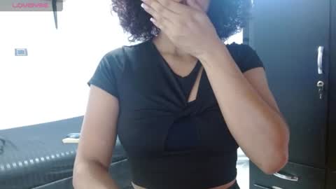 Snapshot of seductress_malia chatting on July 2, 1:49 am seductress_malia online show from July 2, 1:49 am