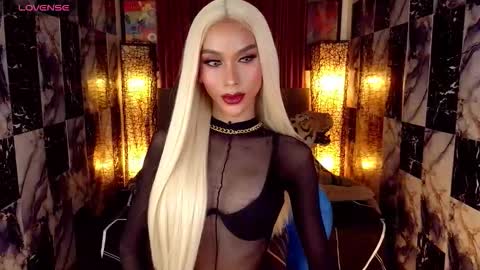 KATARINA LUST online show from March 3, 10:10 am