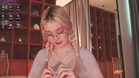 Chia online show from May 11, 3:23 am