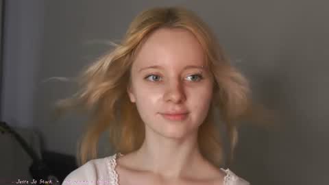 See Its honey bunny  im Lana online show from July 28, 3:21 pm