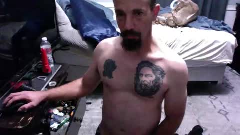 seemydick69007 online show from December 16, 5:12 am