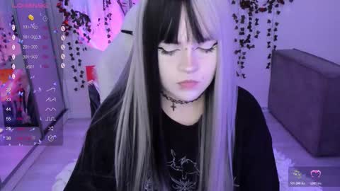 Selena  online show from November 5, 11:54 am