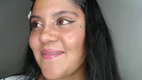 Snapshot of selena__angel chatting on December 1, 8:20 pm Gaby but call me selena instagram sele04angel1 online show from December 1, 8:20 pm