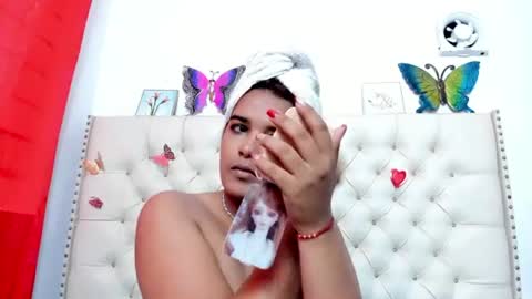 selena_beautyy online show from July 2, 6:47 pm