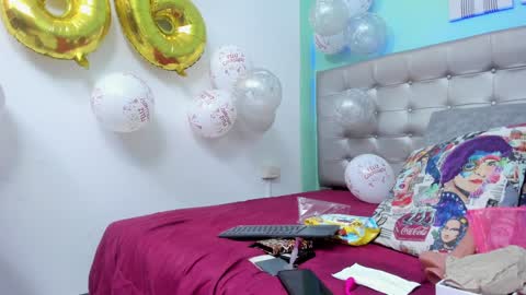Snapshot of selena_castillo chatting on January 28, 4:08 am Selena online show from January 28, 4:08 am