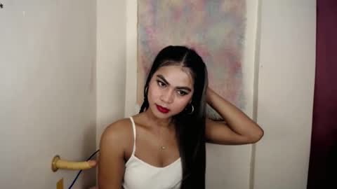 Snapshot of selena_fox2000 chatting on April 5, 2:03 pm selena_fox2000 online show from April 5, 2:03 pm