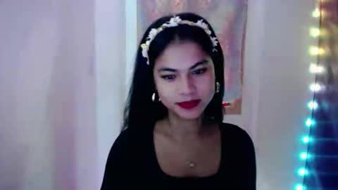 Snapshot of selena_fox2000 chatting on April 14, 4:07 am selena_fox2000 online show from April 14, 4:07 am