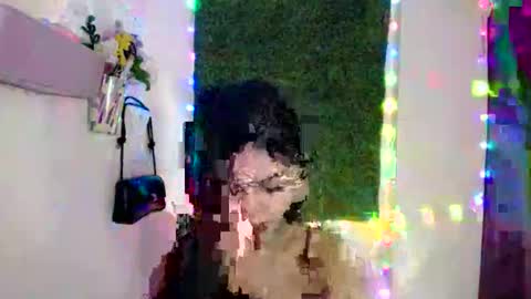 Snapshot of selena_fox2000 chatting on April 24, 12:51 pm selena_fox2000 online show from April 24, 12:51 pm