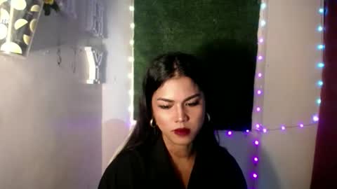 Snapshot of selena_fox2000 chatting on May 1, 10:31 am selena_fox2000 online show from May 1, 10:31 am