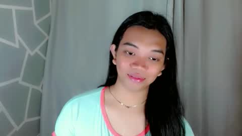 Selena online show from February 25, 1:43 pm