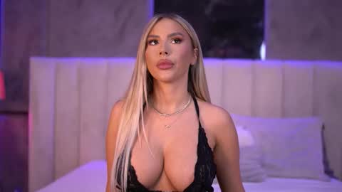 Snapshot of selena_voss chatting on January 9, 9:56 am Selena online show from January 9, 9:56 am