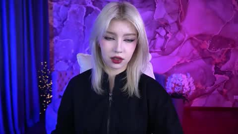 selenairis online show from September 27, 6:40 am