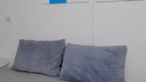 Selena online show from November 15, 7:49 am