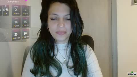 Snapshot of selene_3 chatting on January 26, 1:41 am Selene online show from January 26, 1:41 am