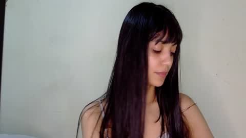 Snapshot of selene_hebe chatting on June 24, 4:00 am selene_hebe online show from June 24, 4:00 am