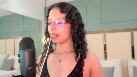 Selene Rousse  online show from September 25, 3:10 am