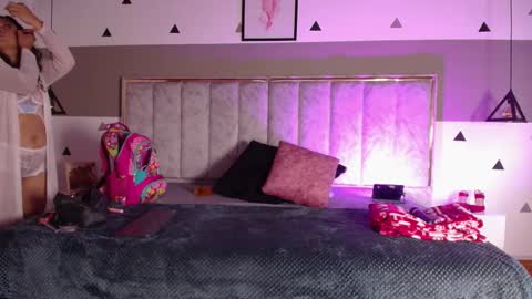 Selene online show from October 21, 11:22 am