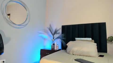 Selene Lujan online show from March 18, 11:46 am