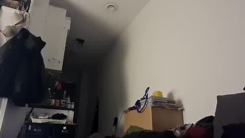 Snapshot of selfiepicdump chatting on March 4, 9:18 am Julian Kinky Bi-guy online show from March 4, 9:18 am