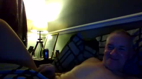 Snapshot of selfsucker28772 chatting on February 14, 8:05 pm selfsucker28772 online show from February 14, 8:05 pm