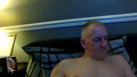 Snapshot of selfsucker28772 chatting on March 2, 10:05 pm selfsucker28772 online show from March 2, 10:05 pm