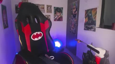 Snapshot of selina_kyl3 chatting on February 20, 10:16 am Selinna Kyle online show from February 20, 10:16 am