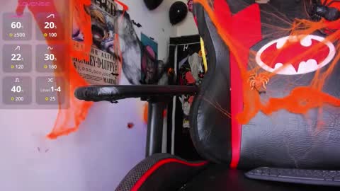 Snapshot of selina_kyl3 chatting on October 20, 3:40 am Selinna Kyle online show from October 20, 3:40 am