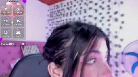 Snapshot of selina_lovers_ chatting on October 25, 4:31 am Selina online show from October 25, 4:31 am