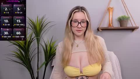 Selina Mae online show from November 3, 4:03 am