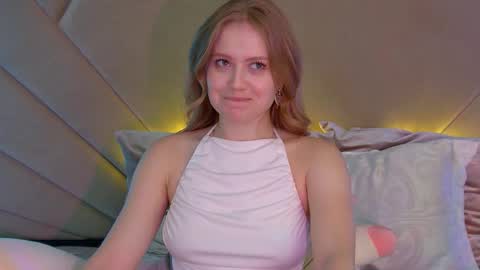 SelinSwarovski online show from September 21, 4:25 am