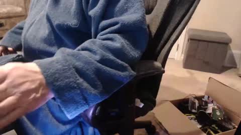 Snapshot of selkie2s chatting on February 4, 3:54 am selkie2s online show from February 4, 3:54 am