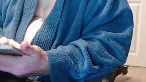 Snapshot of selkie2s chatting on February 22, 12:40 pm selkie2s online show from February 22, 12:40 pm