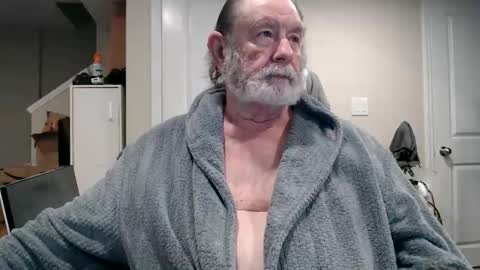 Snapshot of selkie2s chatting on February 15, 5:20 pm selkie2s online show from February 15, 5:20 pm