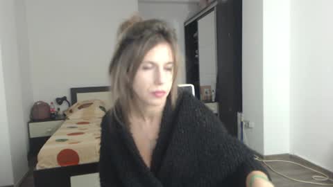 Snapshot of sellena_angels chatting on March 3, 2:59 pm sellena_angels online show from March 3, 2:59 pm