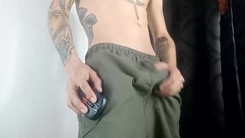 Snapshot of sem_alas chatting on February 8, 6:01 am sem_alas online show from February 8, 6:01 am